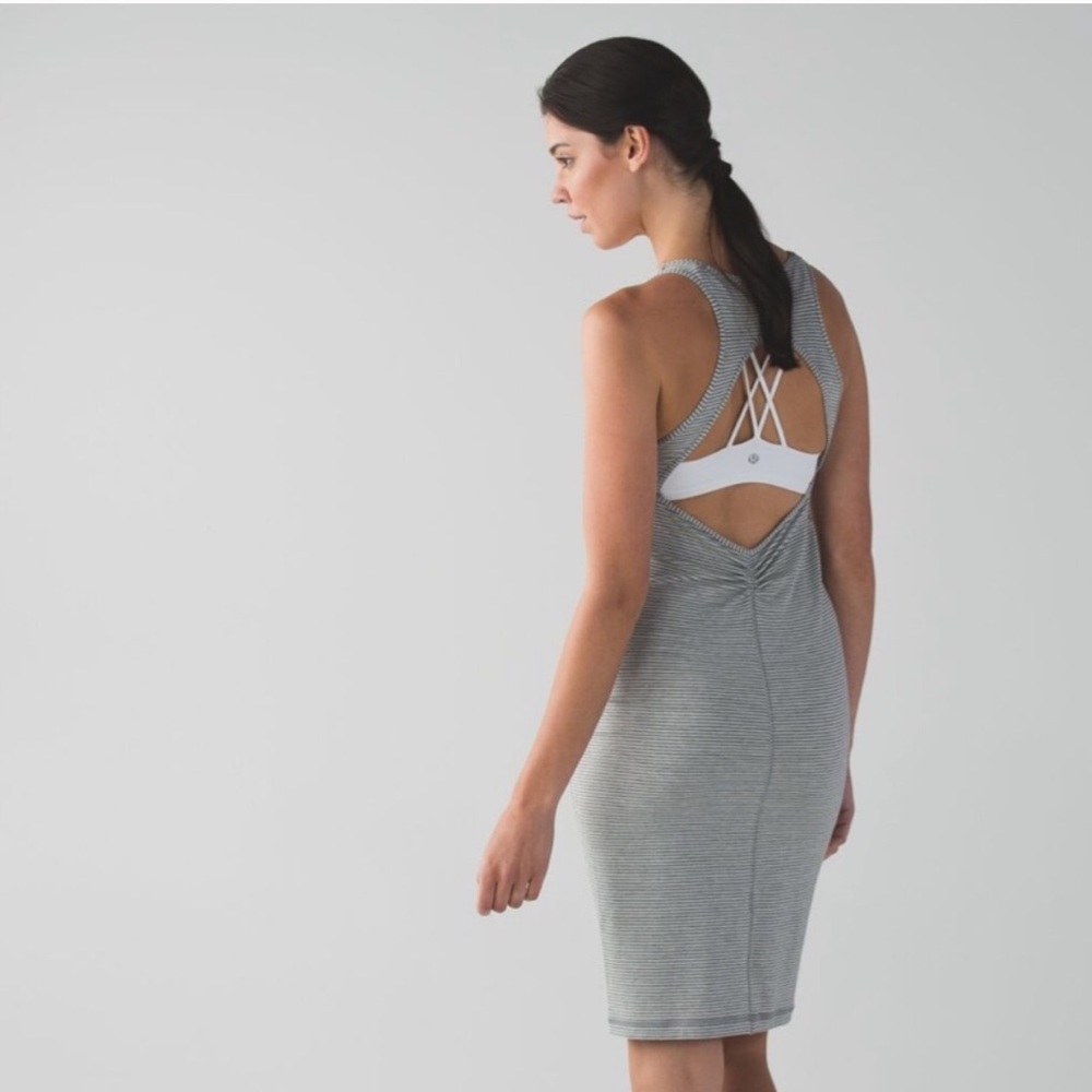 Lululemon Black and White Dress Size 8